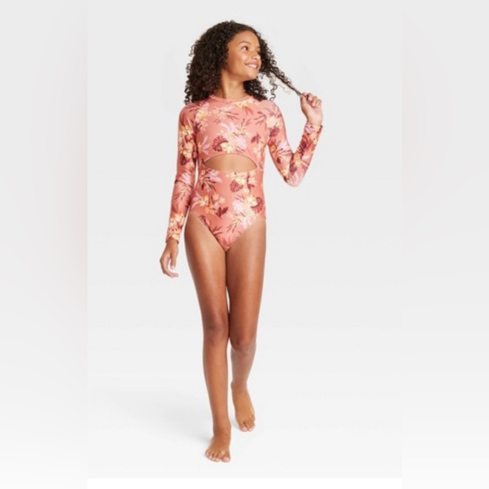Art Class swimsuit. XL(14)